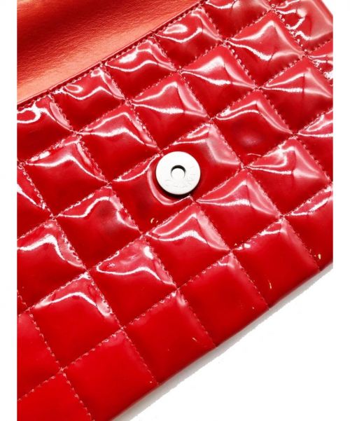 CHANEL（シャネル）CHANEL (シャネル) パテントポシェット レッド サイズ:- チョコバーの古着・服飾アイテム
