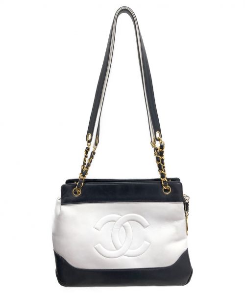 CHANEL（シャネル）CHANEL (シャネル) ココマークチェーントートバッグ ホワイト×ネイビー サイズ:-の古着・服飾アイテム
