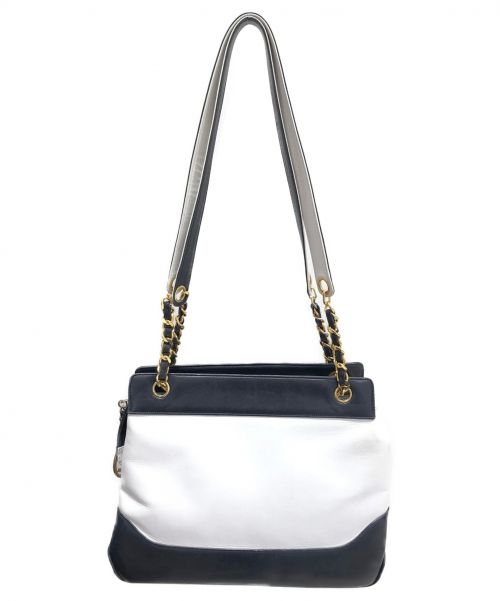 CHANEL（シャネル）CHANEL (シャネル) ココマークチェーントートバッグ ホワイト×ネイビー サイズ:-の古着・服飾アイテム