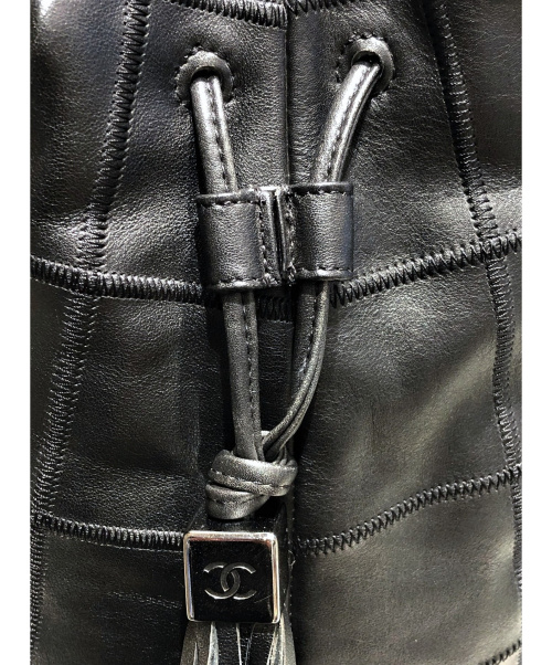 CHANEL（シャネル）CHANEL (シャネル) チョコバー フリンジトートバッグ ブラック サイズ:- レザー 7832986の古着・服飾アイテム