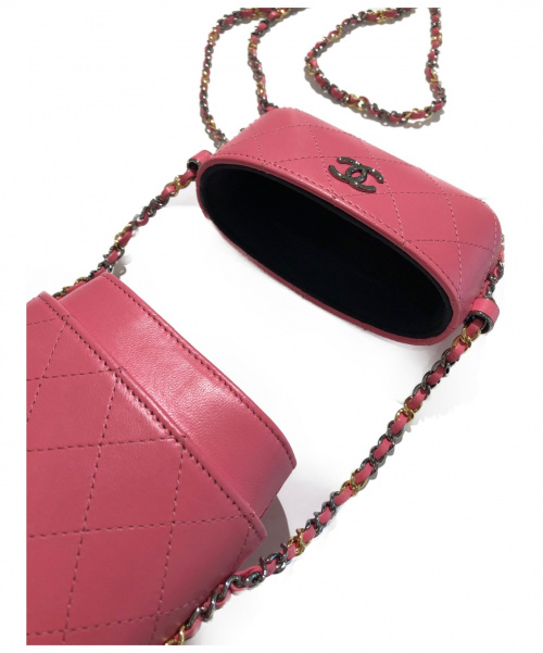 CHANEL（シャネル）CHANEL (シャネル) チェーンクラッチ ピンク サイズ:ｰ レザーの古着・服飾アイテム