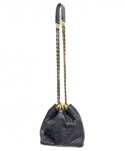CHANEL（シャネル）CHANEL (シャネル) 巾着ショルダーバッグ ダークネイビー サイズ:- マトラッセ 無地 レザー 1736784の古着・服飾アイテム