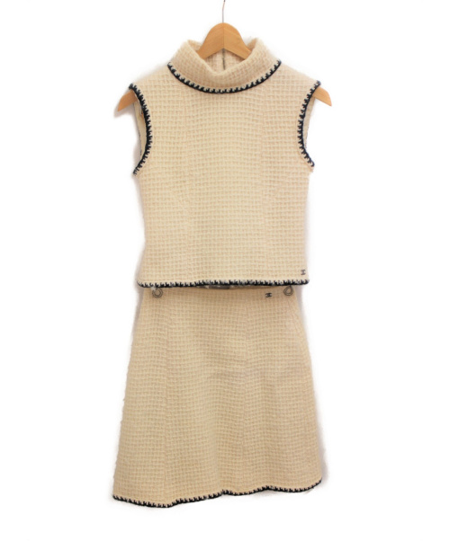 CHANEL（シャネル）CHANEL (シャネル) セットアップツイードニット ホワイト サイズ:38 秋冬物の古着・服飾アイテム