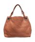BOTTEGA VENETA（ボッテガベネタ）の古着「イントレチャートショルダーバッグ」｜ブラウン