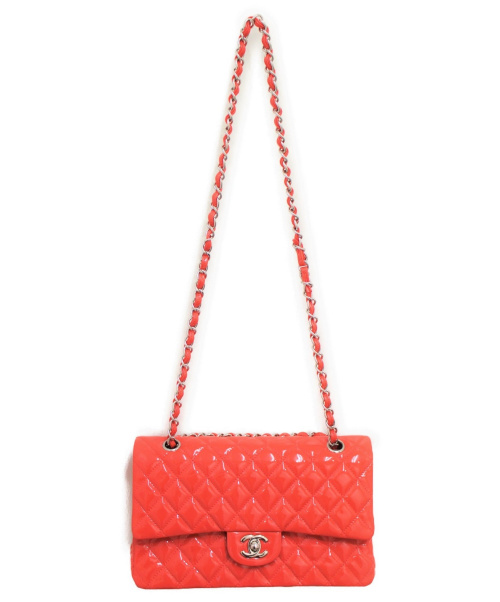 CHANEL（シャネル）CHANEL (シャネル) エナメルチェーンショルダーバッグ ピンクオレンジ サイズ:- マトラッセ エナメル 16343302の古着・服飾アイテム