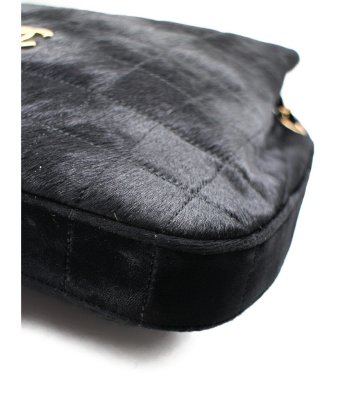 CHANEL（シャネル）CHANEL (シャネル) 巾着ショルダーバッグ ブラック サイズ:- チョコバー ハラコ 6752887の古着・服飾アイテム