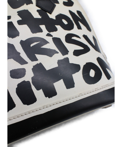 LOUIS VUITTON（ルイ ヴィトン）LOUIS VUITTON (ルイヴィトン) グラフィティ・アルマMM ホワイト×ブラック サイズ:MM M92179 BA0051の古着・服飾アイテム