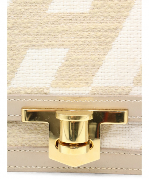 HERMES（エルメス）HERMES (エルメス) ショルダーバッグ アイボリー サイズ:-の古着・服飾アイテム