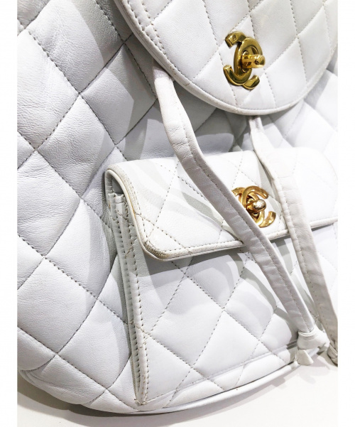 CHANEL（シャネル）CHANEL (シャネル) マトラッセリュック ホワイト サイズ:- ラムレザーの古着・服飾アイテム
