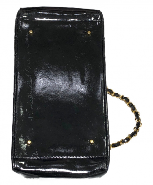 CHANEL（シャネル）CHANEL (シャネル) チェーントートバッグ ブラック サイズ:-の古着・服飾アイテム