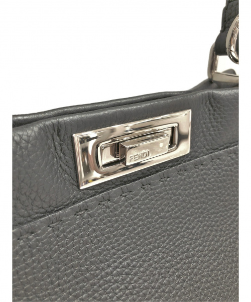 FENDI（フェンディ）FENDI (フェンディ) ピーカブー ブラック サイズ:- レギュラー　セレリア 8BN290の古着・服飾アイテム
