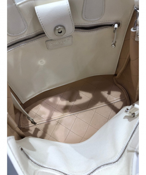 CHANEL（シャネル）CHANEL (シャネル) 2wayトートバッグ ホワイト サイズ:- キャビアスキンの古着・服飾アイテム