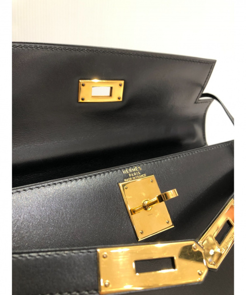 HERMES（エルメス）HERMES (エルメス) ケリー28 ブラック サイズ:28 ケリー28 外縫い ゴールド金具 ○Z(1996年)の古着・服飾アイテム