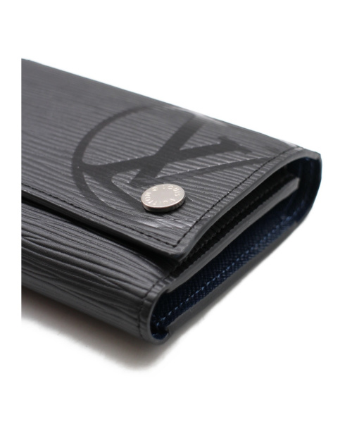 LOUIS VUITTON（ルイ ヴィトン）LOUIS VUITTON (ルイヴィトン) チェーン コンパクトウォレット ブラック サイズ:- エピ M63518 SN4197の古着・服飾アイテム