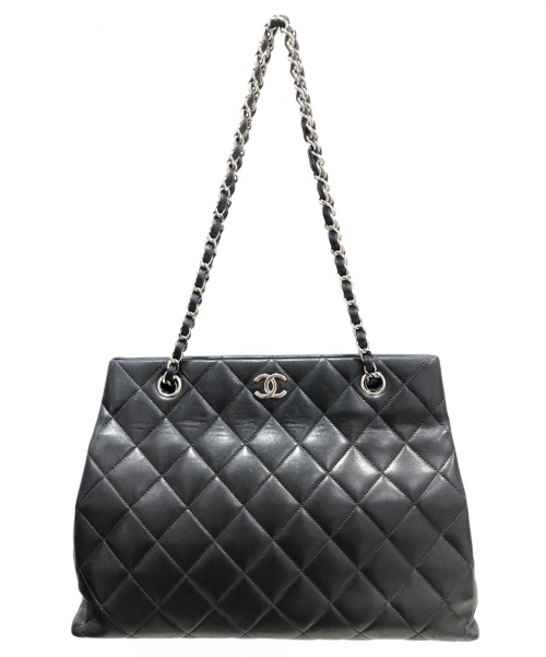 CHANEL（シャネル）CHANEL (シャネル) チェーントートバッグ ブラック サイズ:ｰ ラムスキン 600万番の古着・服飾アイテム