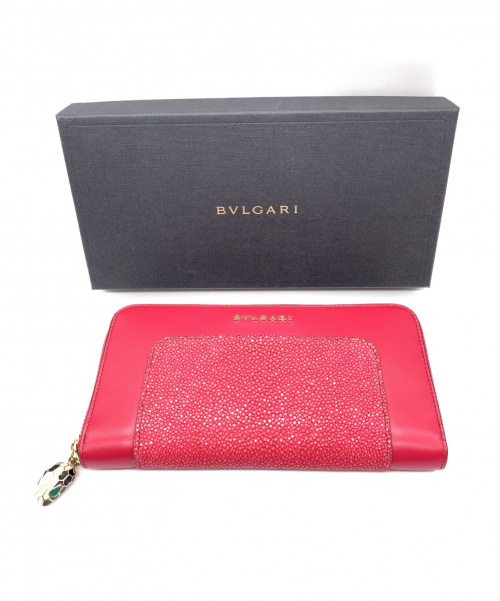 BVLGARI（ブルガリ）BVLGARI (ブルガリ) ラウンドファスナー長財布 ショッキングピンク サイズ:ｰ セルペンティフォーエバーの古着・服飾アイテム