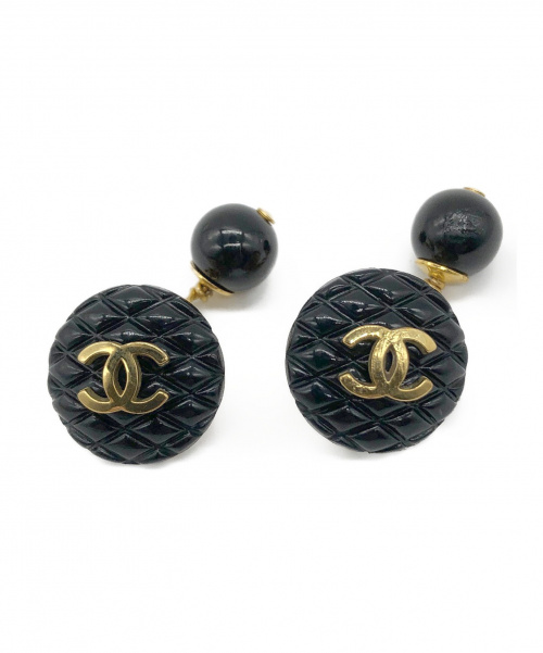 CHANEL（シャネル）CHANEL (シャネル) ヴィンテージマトラッセカフス ブラック×ゴールド サイズ:-の古着・服飾アイテム
