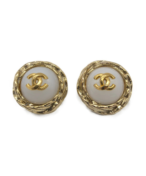 CHANEL（シャネル）CHANEL (シャネル) ヴィンテージココマークイヤリング ゴールド×ホワイト サイズ:-の古着・服飾アイテム