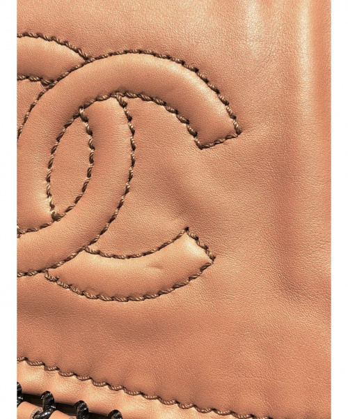 CHANEL（シャネル）CHANEL (シャネル) チェーンショルダーバッグ ブラウン サイズ:- レザー 10668687の古着・服飾アイテム