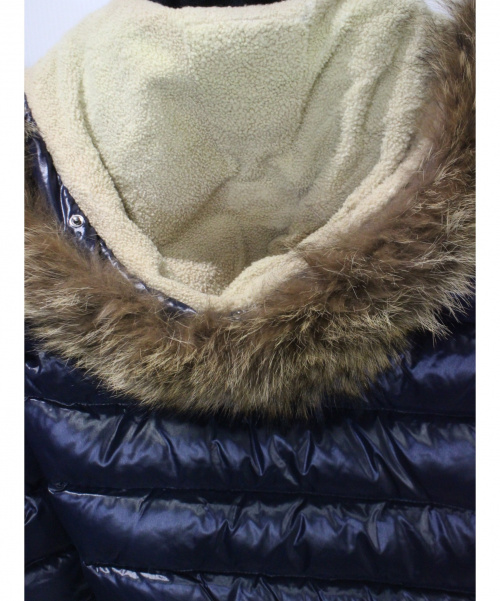 MONCLER（モンクレール）MONCLER (モンクレール) VEYLE ネイビーの古着・服飾アイテム