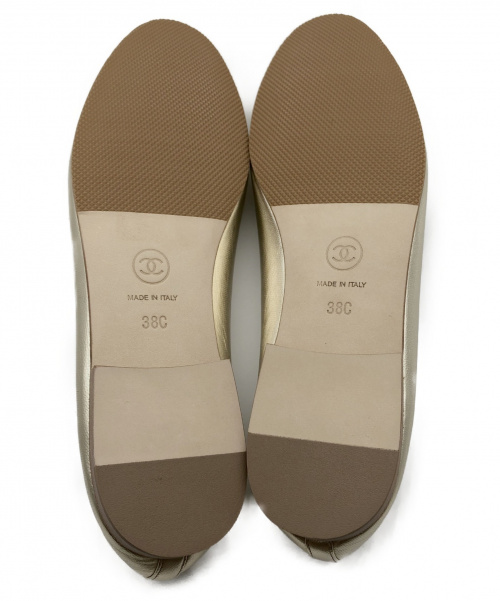 CHANEL（シャネル）CHANEL (シャネル) バレエパンプス ゴールド サイズ:38 未使用品 バレリーナ G02819 レザーの古着・服飾アイテム