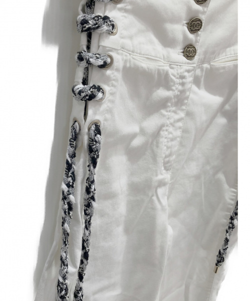 CHANEL（シャネル）CHANEL (シャネル) サイドロープデザインワイドパンツ ホワイト サイズ:34 2019Cハンガー付の古着・服飾アイテム