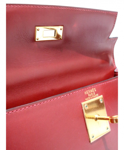 HERMES（エルメス）HERMES (エルメス) ケリーバッグ ルージュ サイズ:28 ケリー28 外縫い ボックスカーフ □Cの古着・服飾アイテム