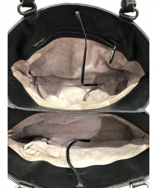 BOTTEGA VENETA（ボッテガベネタ）BOTTEGA VENETA (ボッテガヴェネタ) トートバッグ ブラック イントレチャートの古着・服飾アイテム