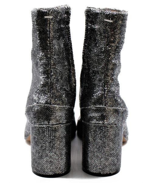 Maison Margiela（メゾンマルジェラ）Maison Margiela (メゾンマルジェラ) 足袋ブーツ シルバー サイズ:37 スパンコールの古着・服飾アイテム