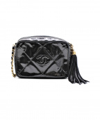 CHANELシャネル）の古着「マトラッセ エナメルチェーンショルダーバッグ」｜ブラック