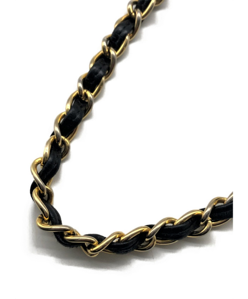 CHANEL（シャネル）CHANEL (シャネル) マトラッセ エナメルチェーンショルダーバッグ ブラック サイズ:- エナメル 0873765の古着・服飾アイテム
