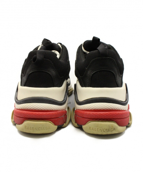 BALENCIAGA（バレンシアガ）BALENCIAGA (バレンシアガ) TRIPLE S ブラック サイズ:41の古着・服飾アイテム