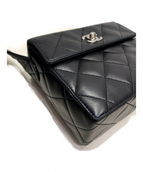 CHANEL（シャネル）CHANEL (シャネル) ショルダーバニティポーチ ブラック サイズ:- マトラッセの古着・服飾アイテム
