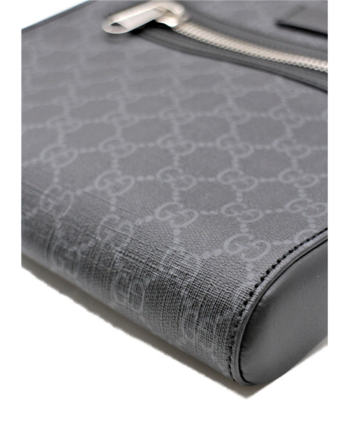 GUCCI（グッチ）GUCCI (グッチ) GGスプリーム スモールメッセンジャーバッグ ブラック サイズ:- GGスプリーム 523599 527066の古着・服飾アイテム