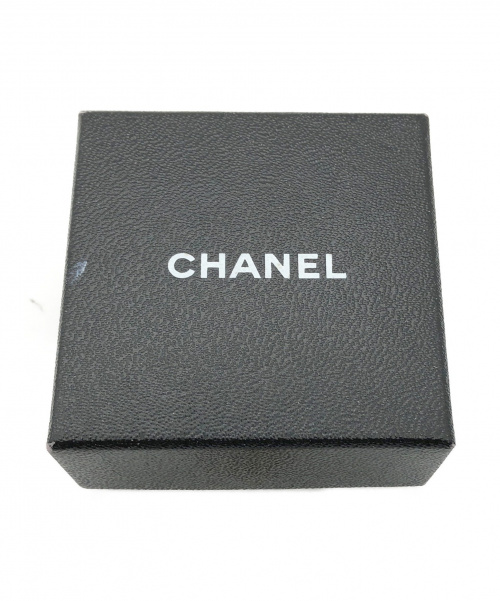 CHANEL（シャネル）CHANEL (シャネル) ブローチ ブラック×ゴールド サイズ:ｰの古着・服飾アイテム
