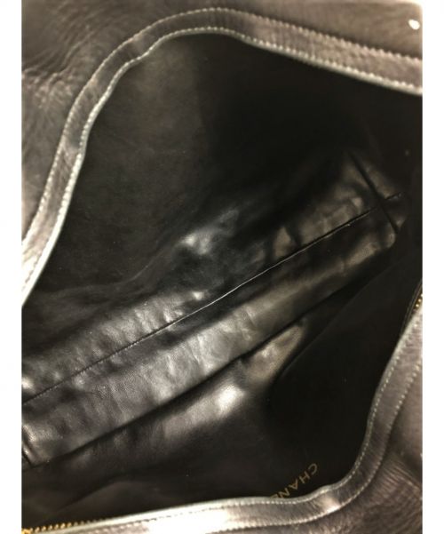 CHANEL（シャネル）CHANEL (シャネル) ココマークチャーム付チェーントートバッグ ブラック サイズ:-の古着・服飾アイテム