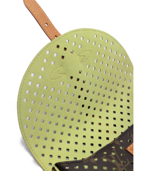 LOUIS VUITTON（ルイ ヴィトン）LOUIS VUITTON (ルイヴィトン) モノグラム ペルフォ シャンティPM サイズ:PM モノグラム・ペルフォ M94086 AR4181の古着・服飾アイテム
