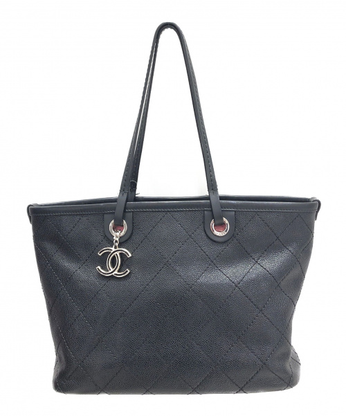 CHANEL（シャネル）CHANEL (シャネル) オンザロード ブラック サイズ:-の古着・服飾アイテム
