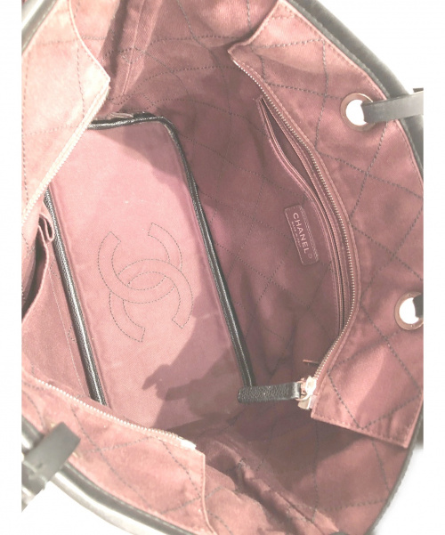 CHANEL（シャネル）CHANEL (シャネル) オンザロード ブラック サイズ:-の古着・服飾アイテム