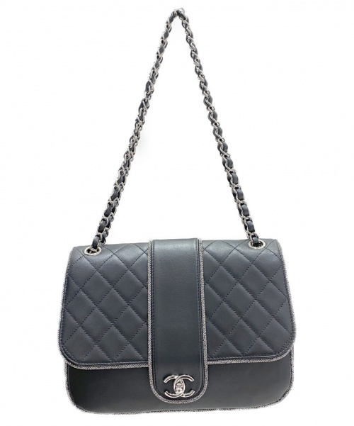 CHANEL（シャネル）CHANEL (シャネル) ダブルチェーンショルダーバッグ ブラック サイズ:- ラムレザー マトラッセ　ココマークシルバー金具の古着・服飾アイテム