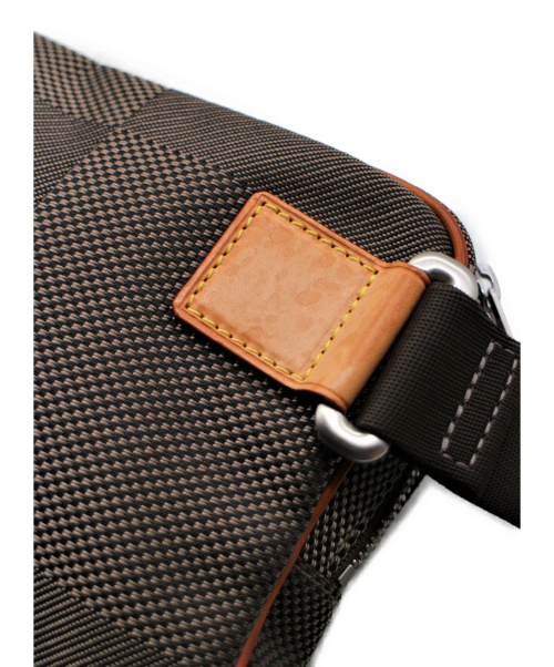 LOUIS VUITTON（ルイ ヴィトン）LOUIS VUITTON (ルイ・ヴィトン) ウエストバッグ ブラウン サイズ:- ダミエジェアン M93619 CE2103の古着・服飾アイテム