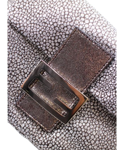 FENDI（フェンディ）FENDI (フェンディ) シンプリーキャンバストートバッグ カーキ サイズ:-の古着・服飾アイテム