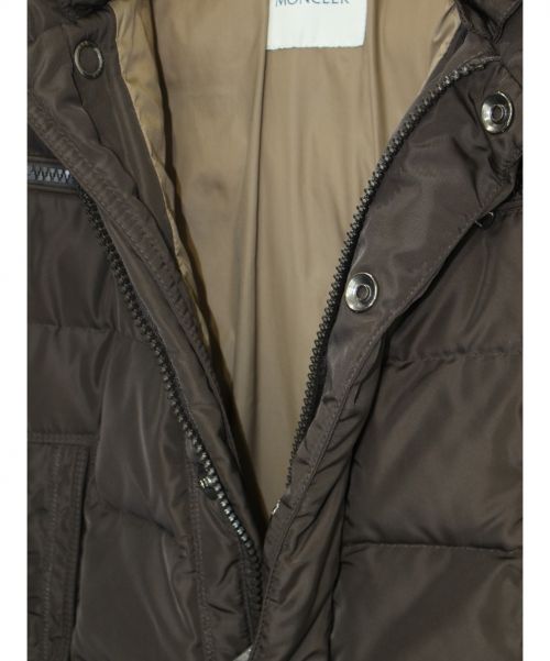 MONCLER（モンクレール）MONCLER (モンクレール) ダウンジャケット ブラウン サイズ:Mの古着・服飾アイテム