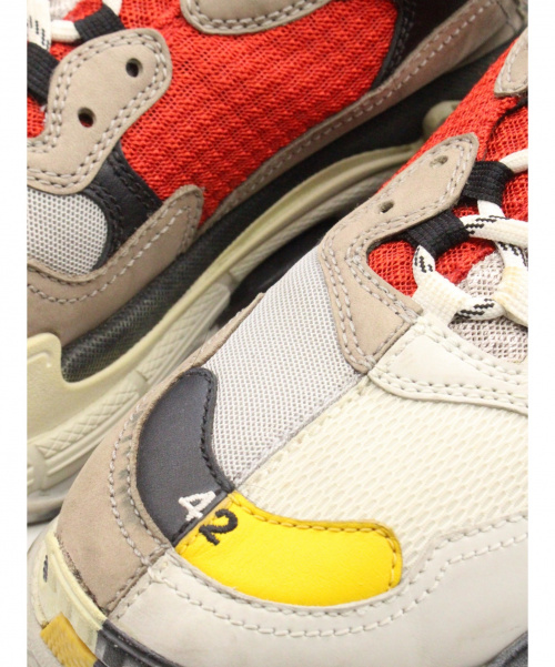 BALENCIAGA（バレンシアガ）BALENCIAGA (バレンシアガ) TRIPLE S サイズ:42の古着・服飾アイテム