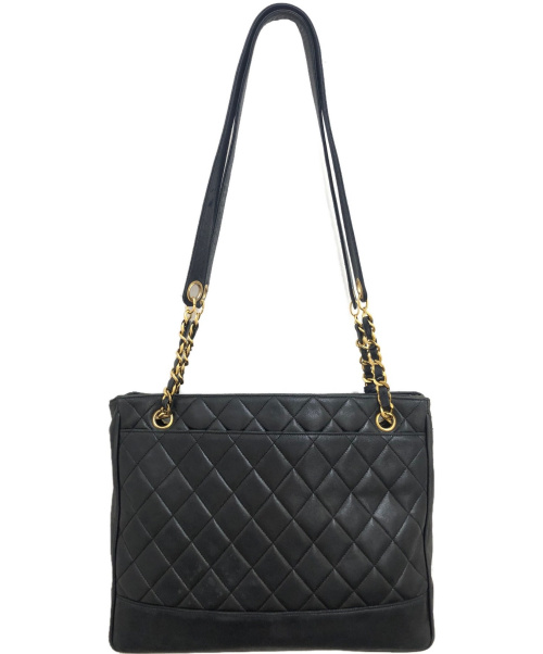 CHANEL（シャネル）CHANEL (シャネル) チェーントートバッグ ブラック サイズ:- マトラッセ 2478556の古着・服飾アイテム