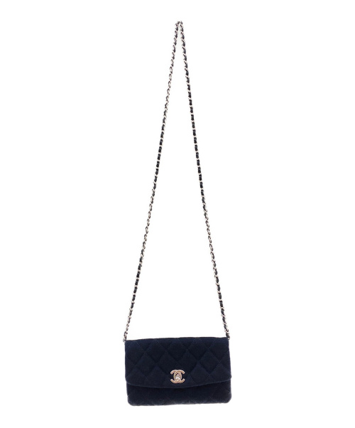 CHANEL（シャネル）CHANEL (シャネル) マトラッセ キャンバスチェーンショルダーバッグ ブラック サイズ:- 2011年 Xmas限定の古着・服飾アイテム