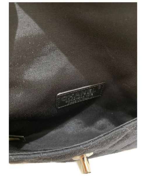 CHANEL（シャネル）CHANEL (シャネル) マトラッセ キャンバスチェーンショルダーバッグ ブラック サイズ:- 2011年 Xmas限定の古着・服飾アイテム