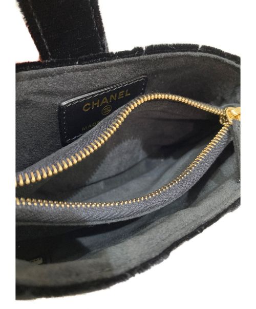 CHANEL（シャネル）CHANEL (シャネル) スウェードポーチ ブラック サイズ:-の古着・服飾アイテム