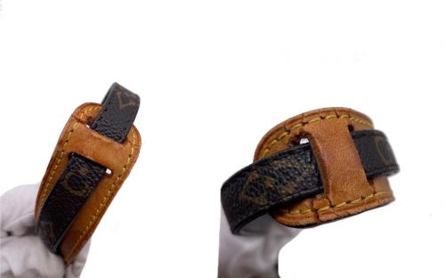 LOUIS VUITTON（ルイ ヴィトン）LOUIS VUITTON (ルイ ヴィトン) ポシェット マルリー バンドリエール ブラウン サイズ:-の古着・服飾アイテム