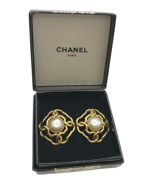 CHANEL（シャネル）CHANEL (シャネル) パールデザインイヤリング ゴールド サイズ:-の古着・服飾アイテム